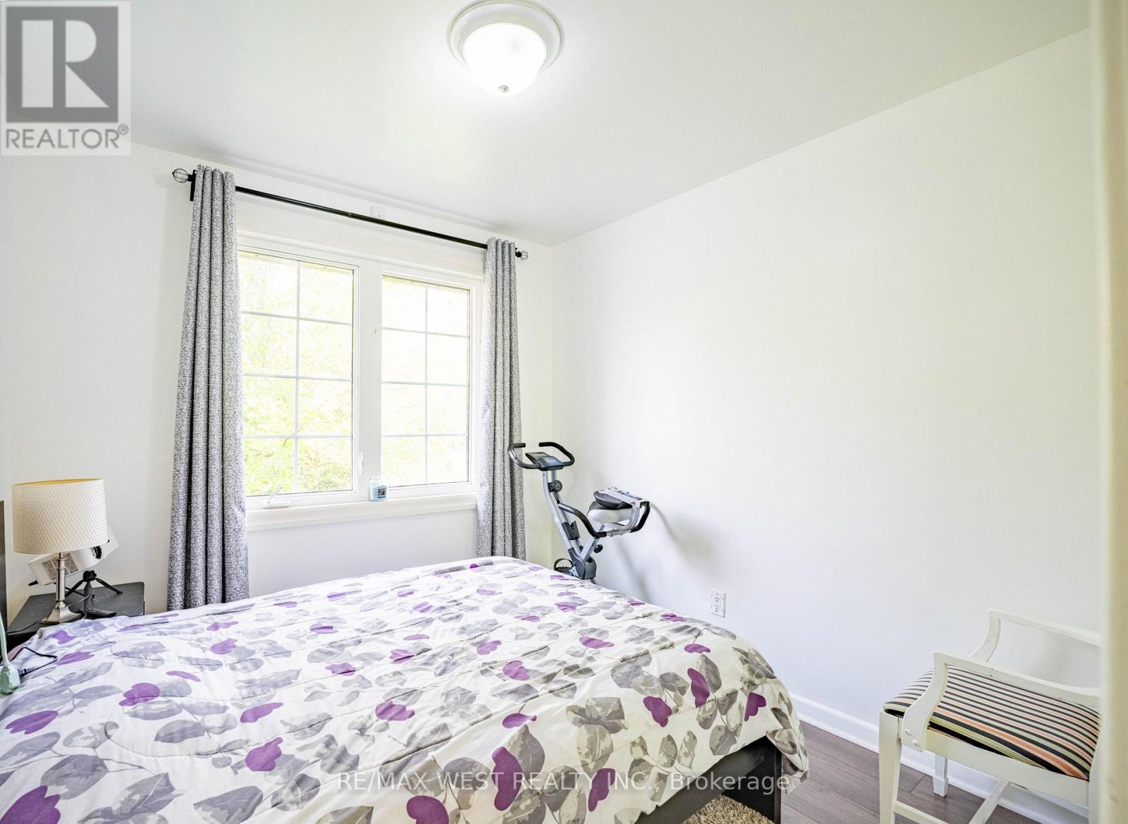 Upper - 235 Pleasant Avenue, Toronto, Ontario  M2M 1M6 - Photo 19 - C12502224