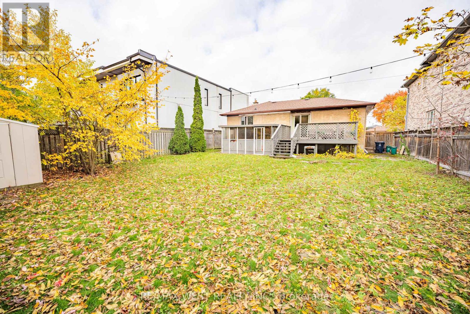 Upper - 235 Pleasant Avenue, Toronto, Ontario  M2M 1M6 - Photo 26 - C12502224