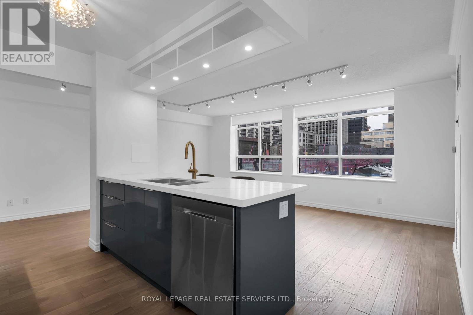 317 - 5 Rosehill Avenue, Toronto, Ontario  M4T 3A6 - Photo 2 - C12502260