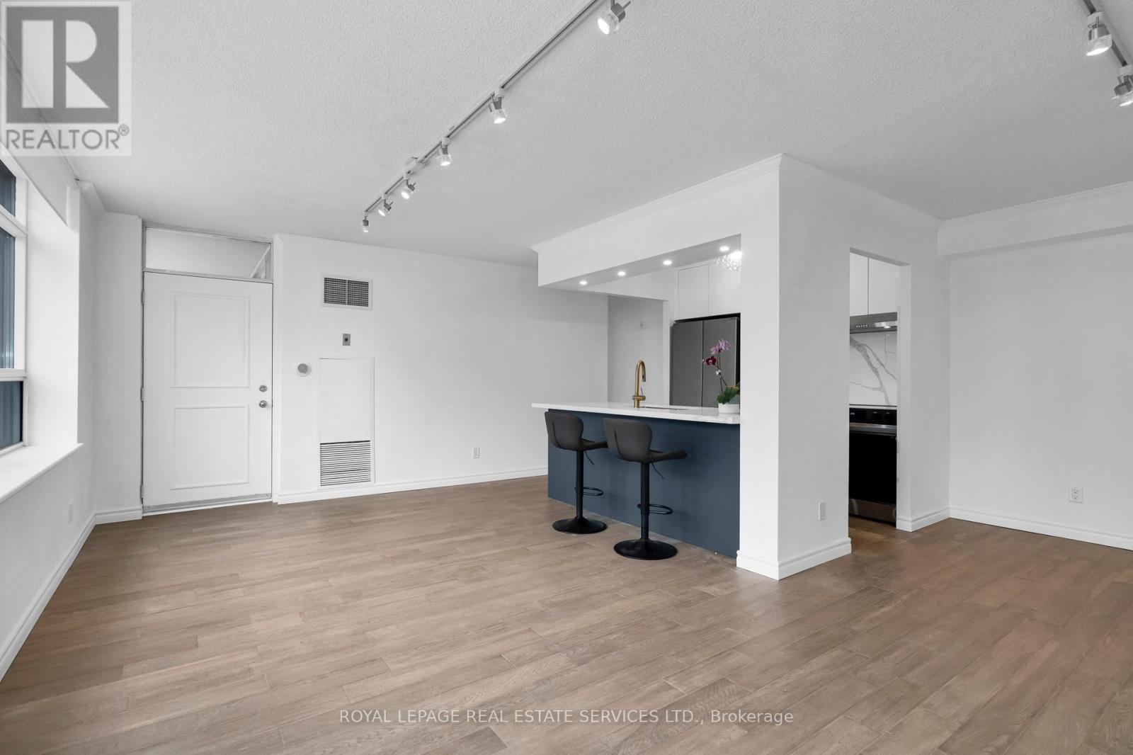 317 - 5 Rosehill Avenue, Toronto, Ontario  M4T 3A6 - Photo 6 - C12502260