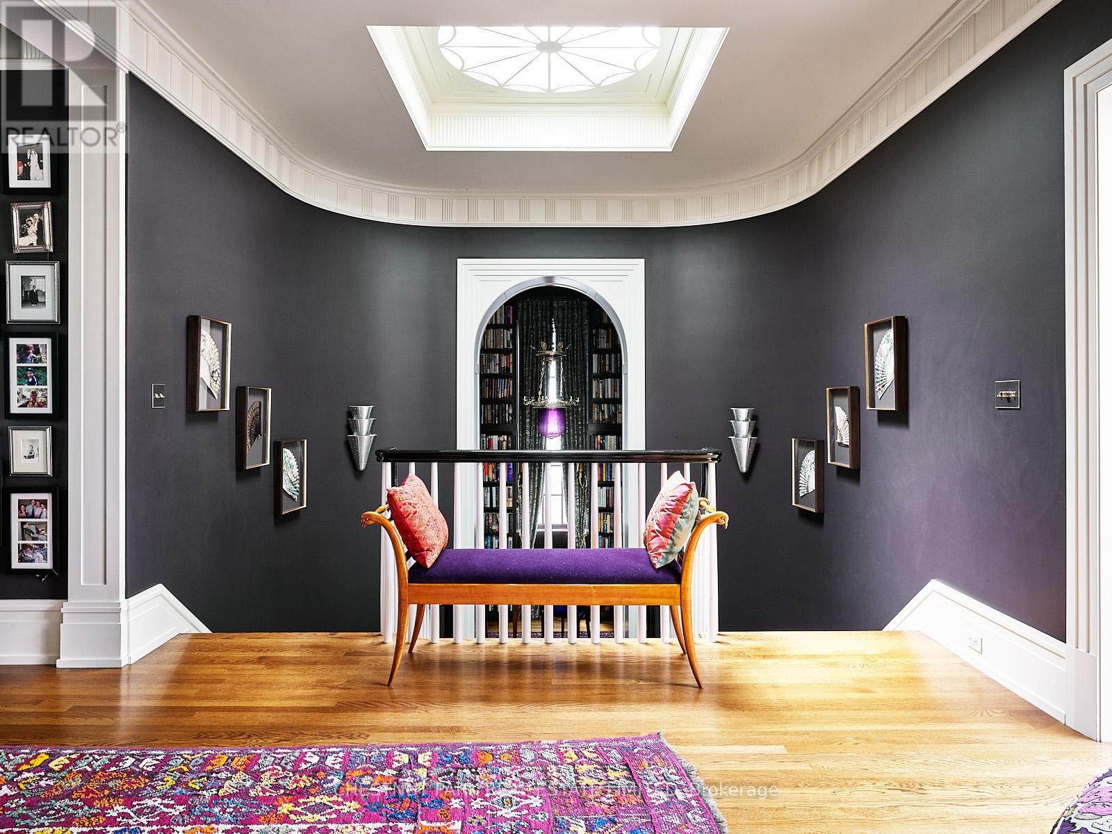 10 Shorncliffe Avenue, Toronto, Ontario  M4V 1T1 - Photo 22 - C12502300