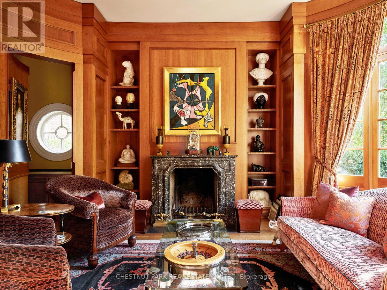 10 Shorncliffe Avenue, Toronto, Ontario  M4V 1T1 - Photo 5 - C12502300