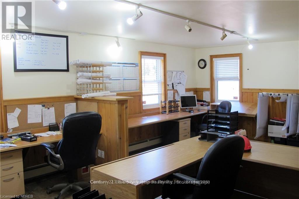 2822 Highway 17 E, East Ferris (Corbeil), Ontario  P0H 1K0 - Photo 8 - X12502466