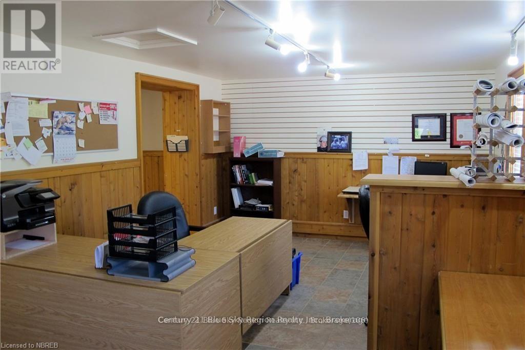 2822 Highway 17 E, East Ferris (Corbeil), Ontario  P0H 1K0 - Photo 9 - X12502466