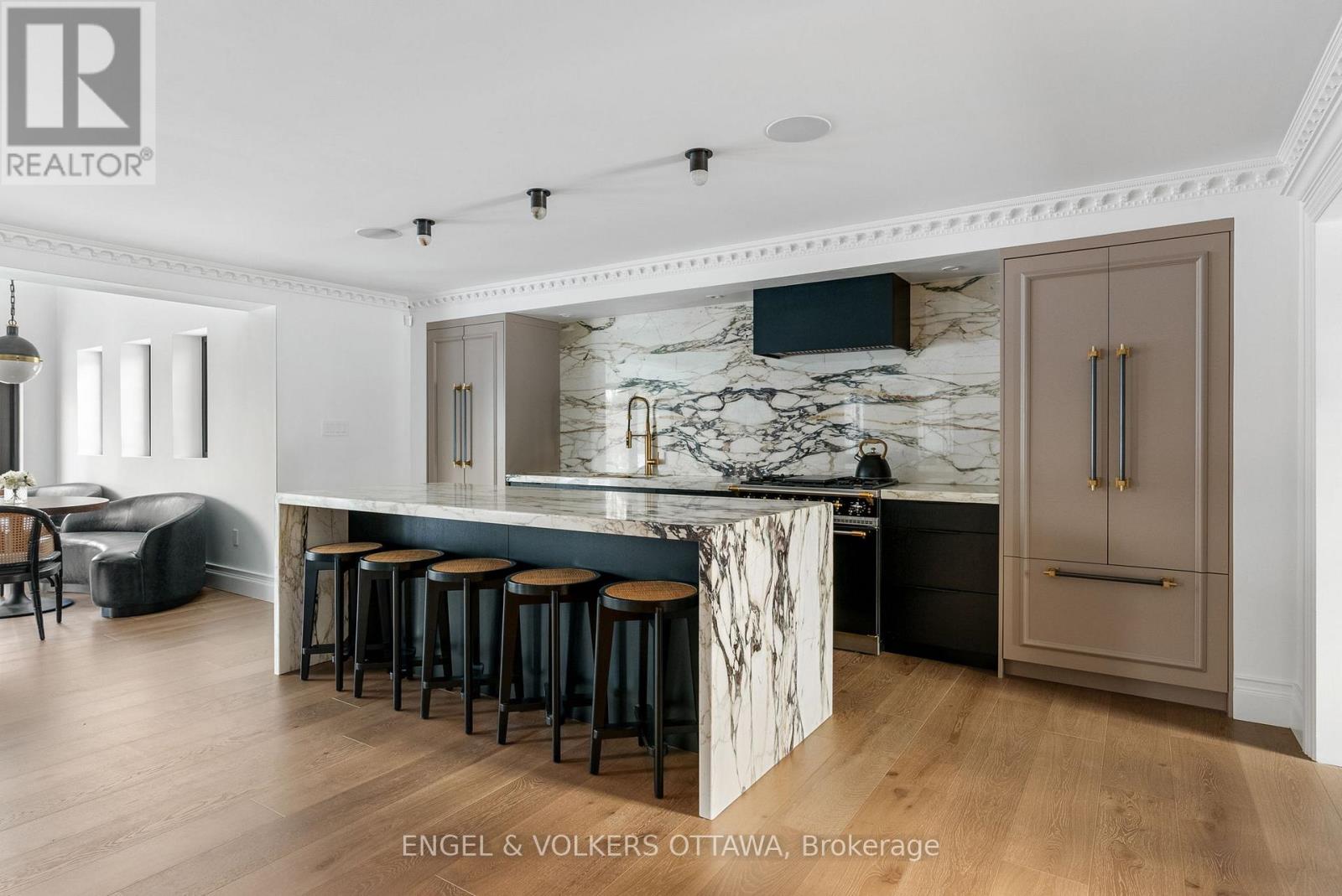 1041 Brandywine Court, Ottawa, Ontario  K4M 1J2 - Photo 5 - X12500018