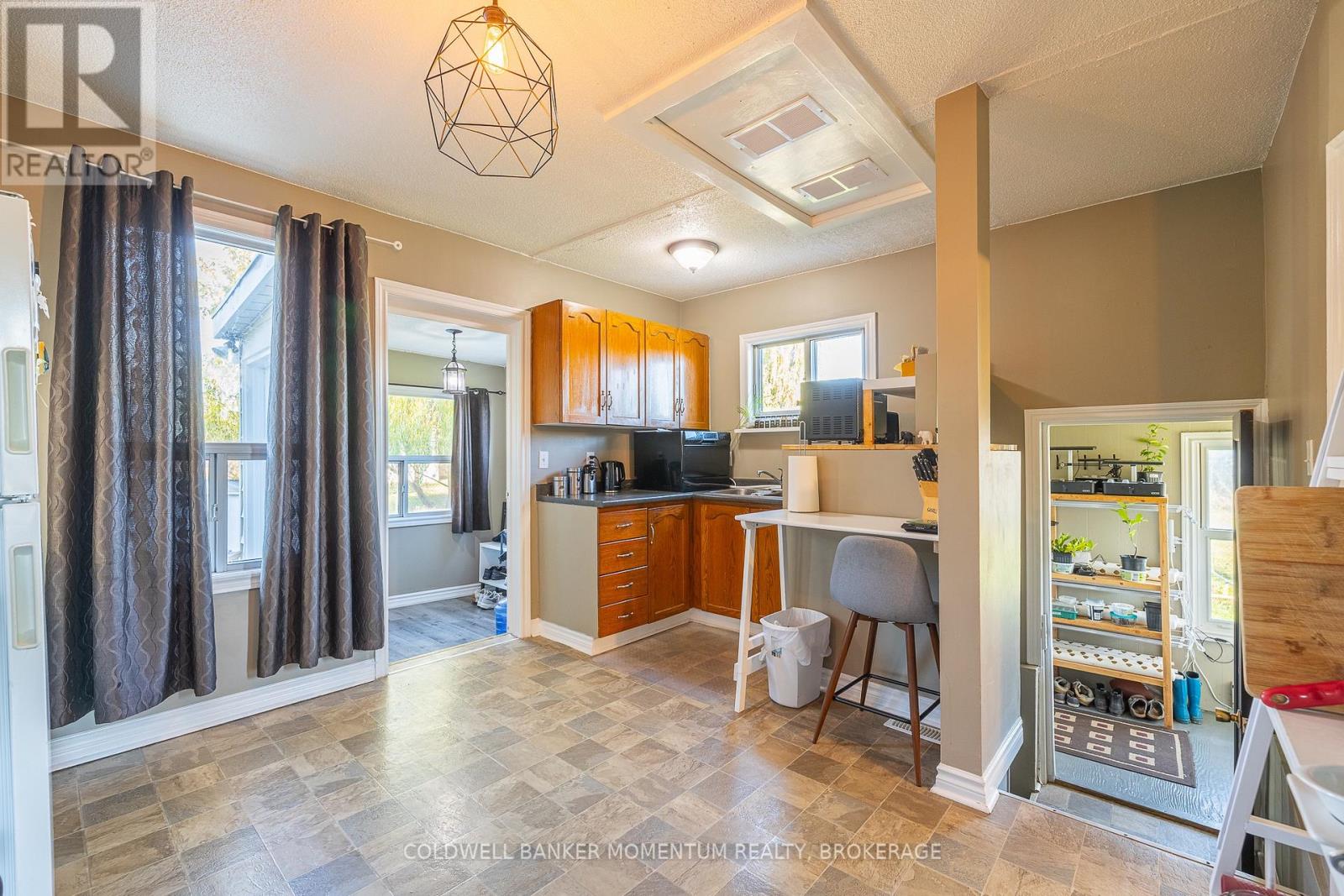 1050 Turner Road, Thorold (Port Robinson), Ontario  L2H 2Y6 - Photo 10 - X12502314