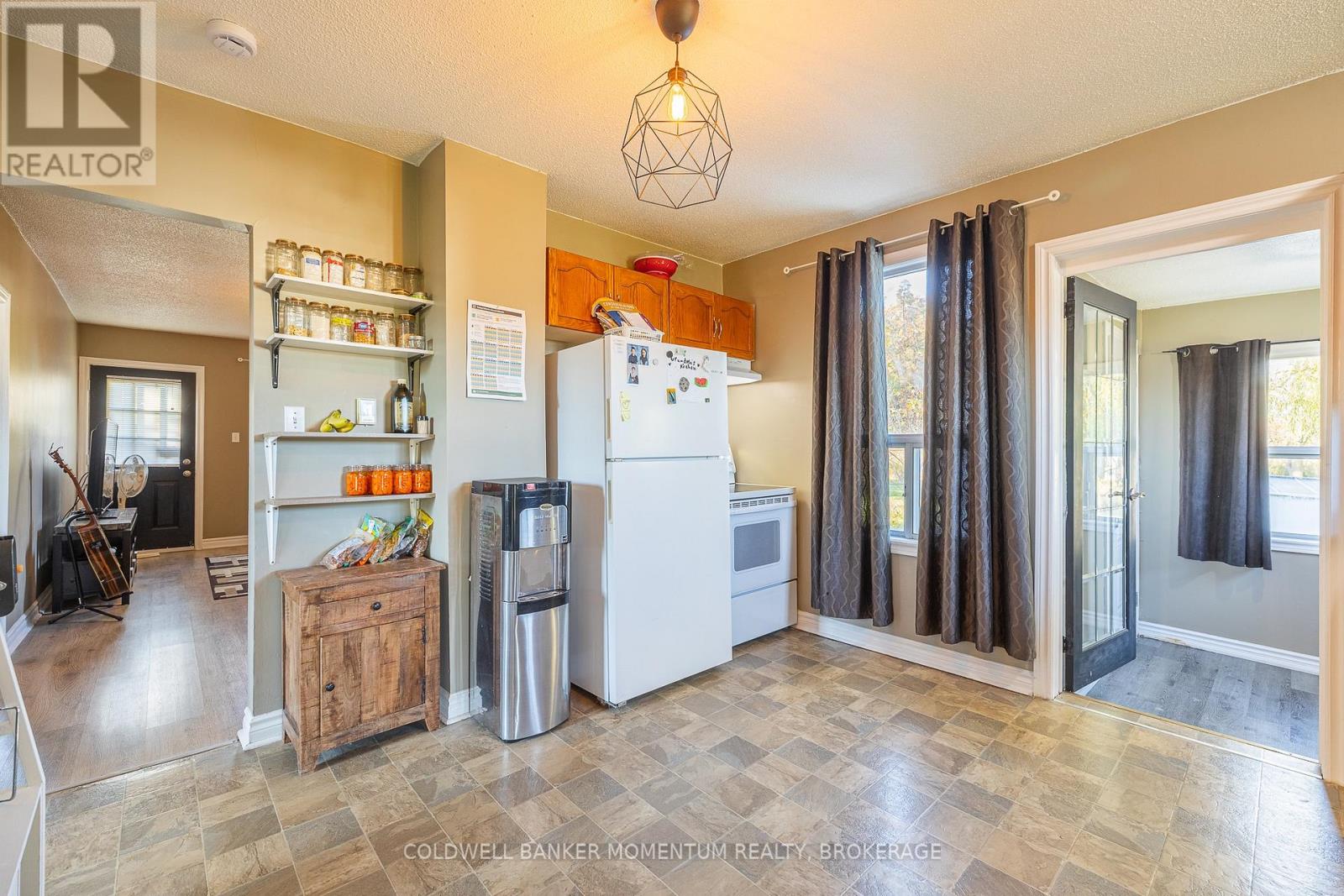 1050 Turner Road, Thorold (Port Robinson), Ontario  L2H 2Y6 - Photo 11 - X12502314