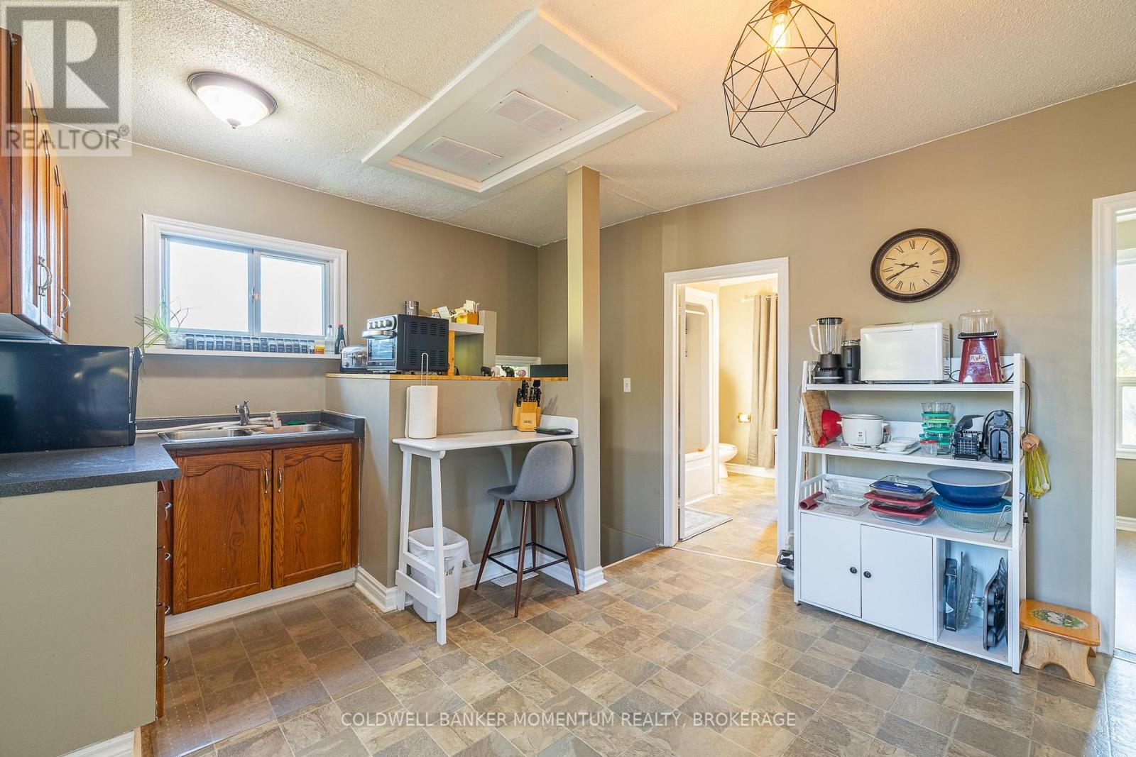 1050 Turner Road, Thorold (Port Robinson), Ontario  L2H 2Y6 - Photo 13 - X12502314