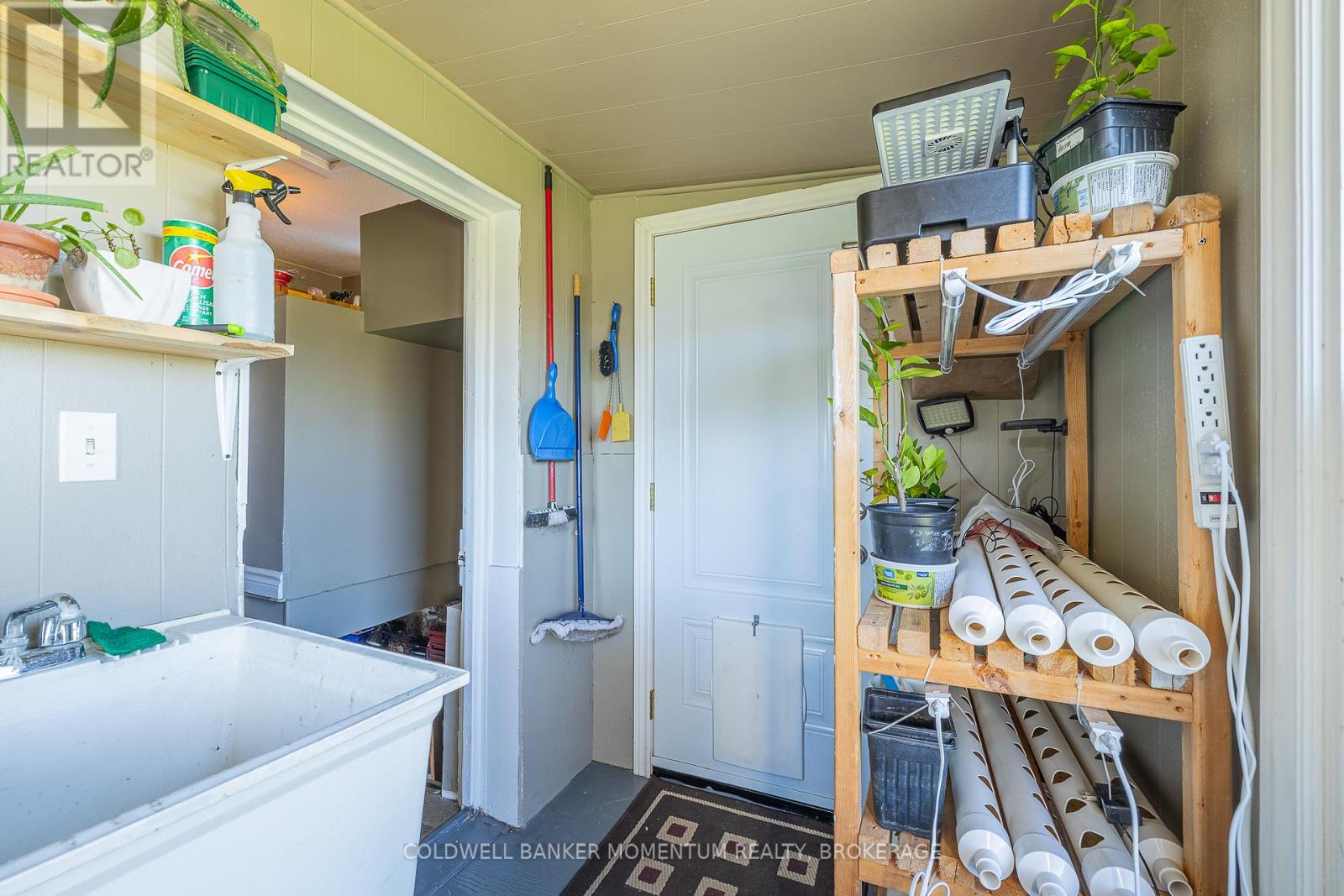 1050 Turner Road, Thorold (Port Robinson), Ontario  L2H 2Y6 - Photo 18 - X12502314