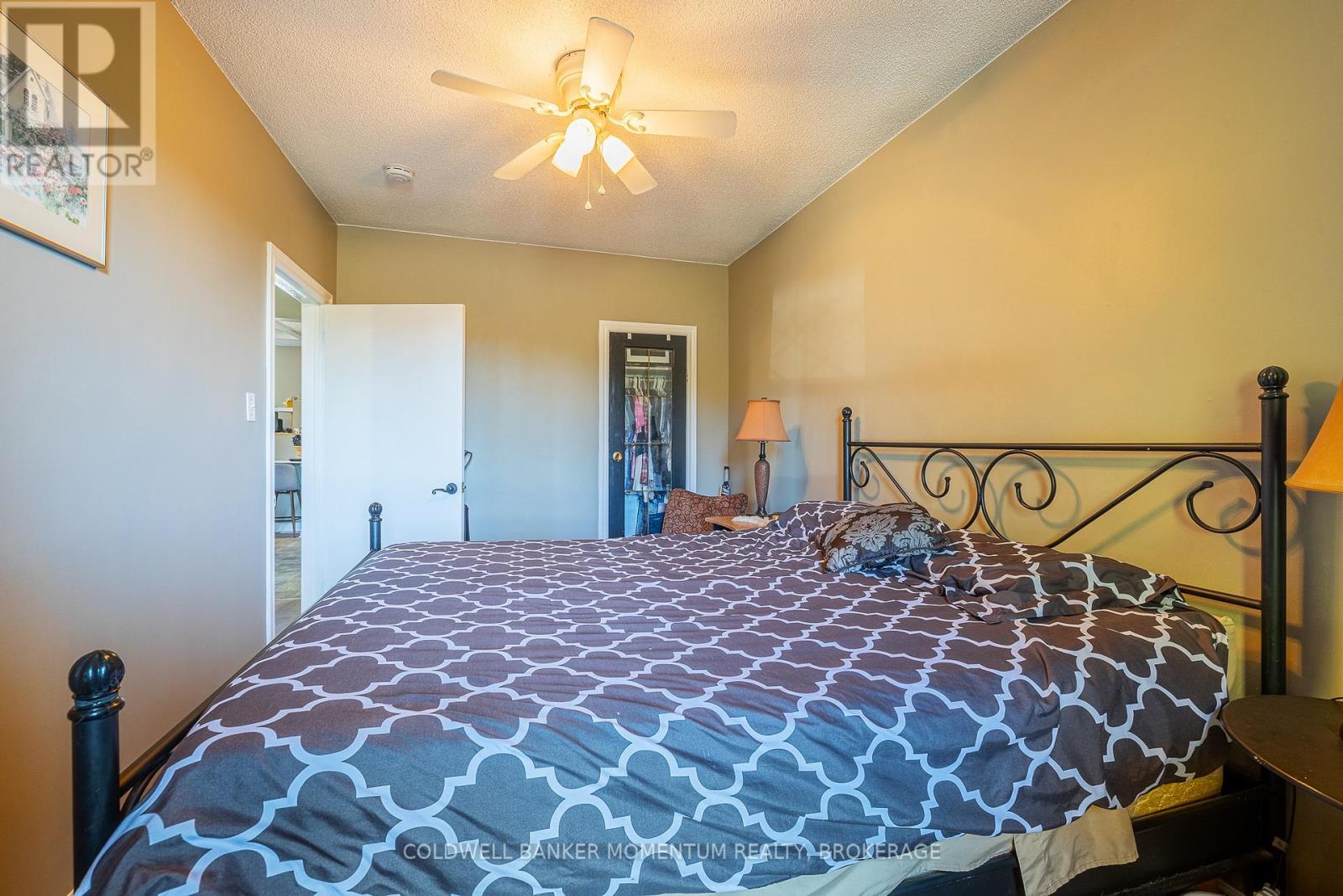 1050 Turner Road, Thorold (Port Robinson), Ontario  L2H 2Y6 - Photo 9 - X12502314