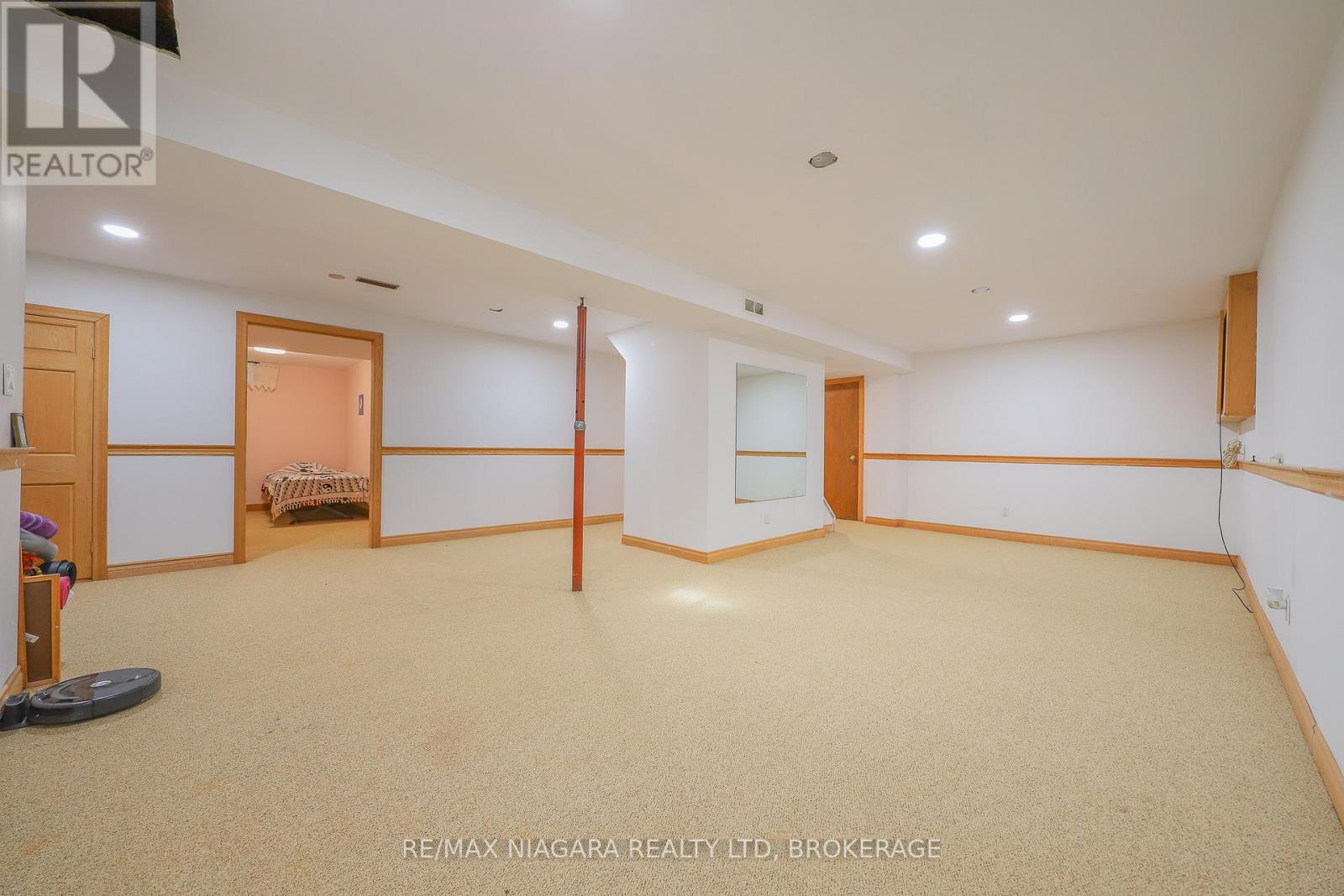 19 Elderwood Drive, St. Catharines (Grapeview), Ontario  L2S 3E5 - Photo 19 - X12502336