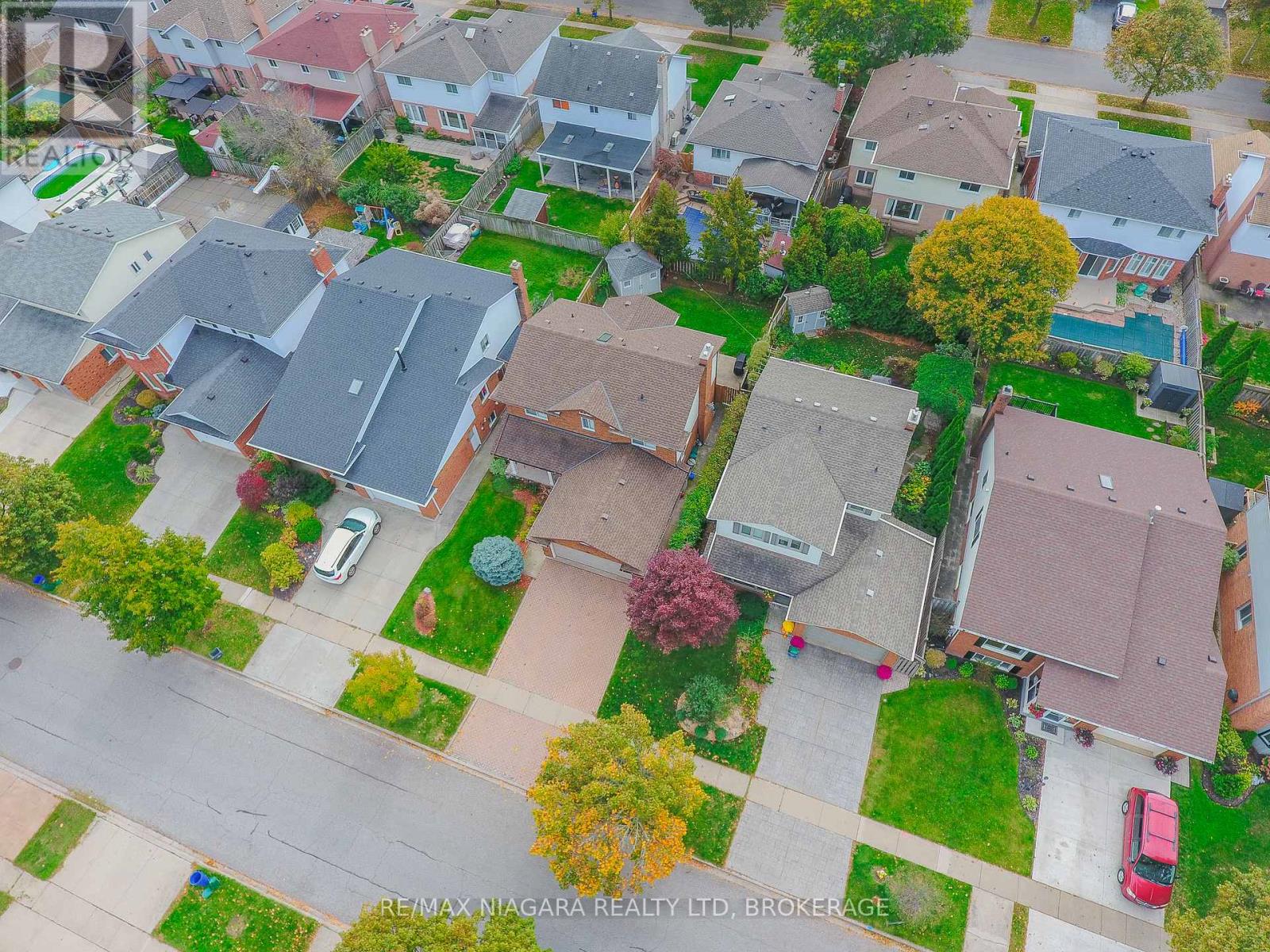 19 Elderwood Drive, St. Catharines (Grapeview), Ontario  L2S 3E5 - Photo 26 - X12502336