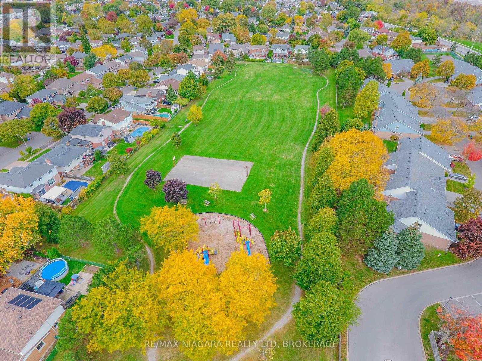 19 Elderwood Drive, St. Catharines (Grapeview), Ontario  L2S 3E5 - Photo 29 - X12502336