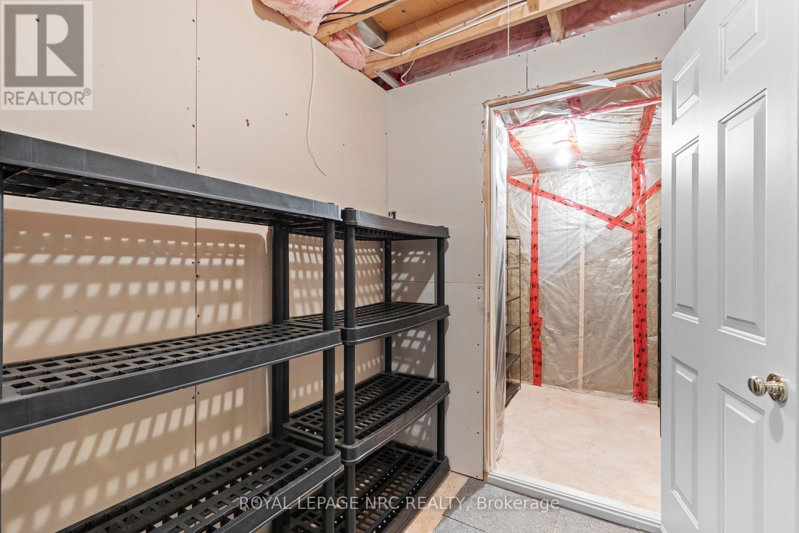 38 Baker Road S, Grimsby (Grimsby East), Ontario  L3M 5H6 - Photo 27 - X12502404