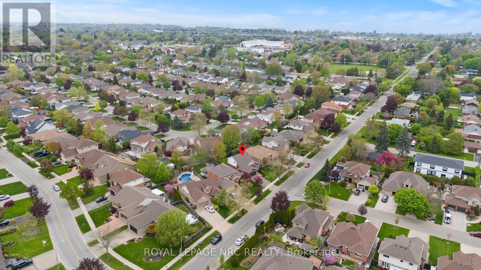 38 Baker Road S, Grimsby (Grimsby East), Ontario  L3M 5H6 - Photo 33 - X12502404