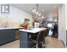 258 SILVER BIRCH AVENUE, Toronto, Ontario