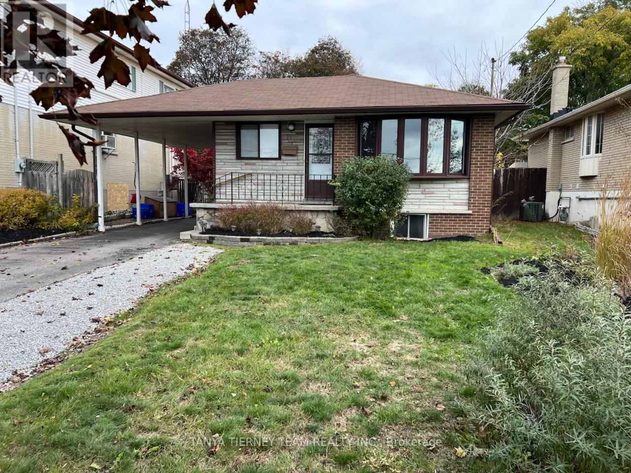 117 KEEWATIN STREET S, Oshawa, Ontario