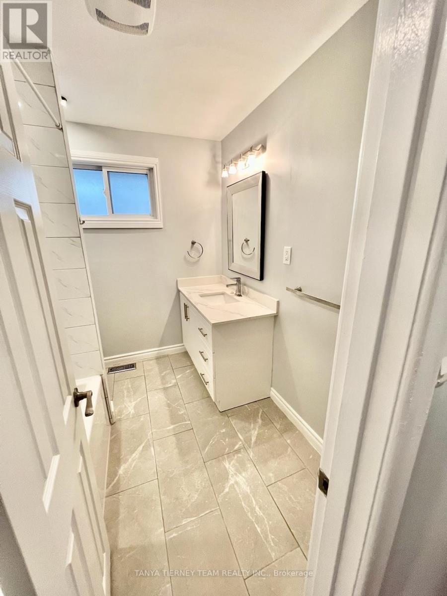 117 Keewatin Street S, Oshawa, Ontario  L1H 6Z2 - Photo 11 - E12502252