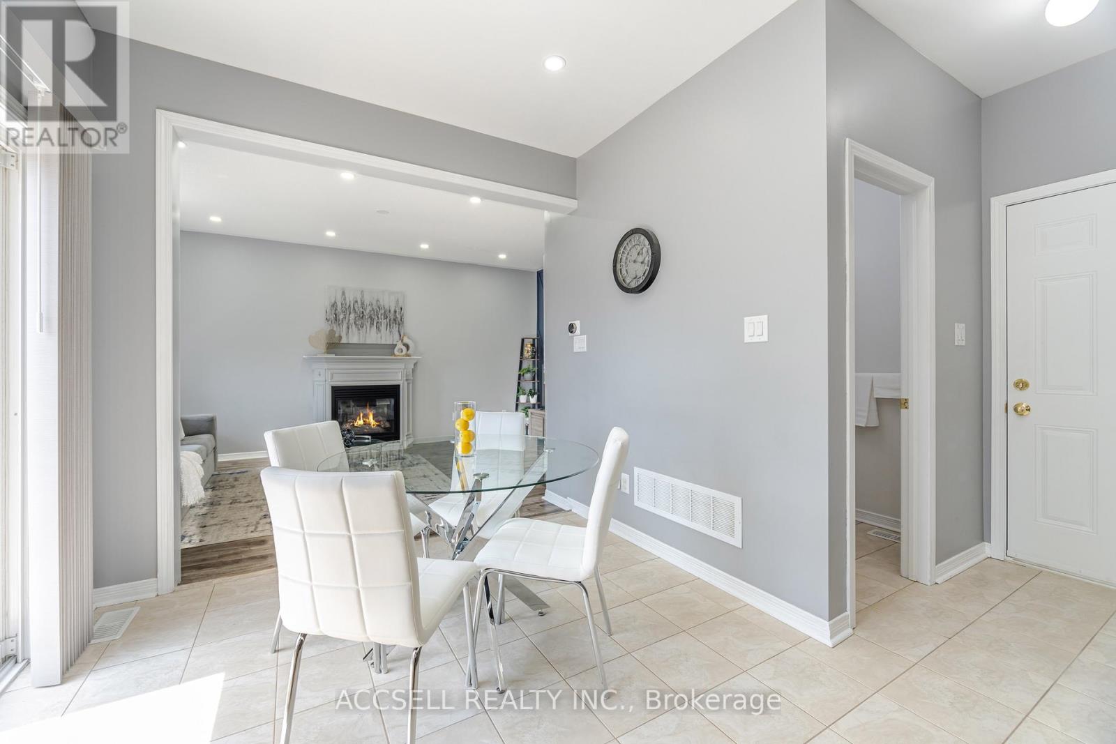 79 Lobb Court, Clarington, Ontario  L1C 0K4 - Photo 10 - E12502288