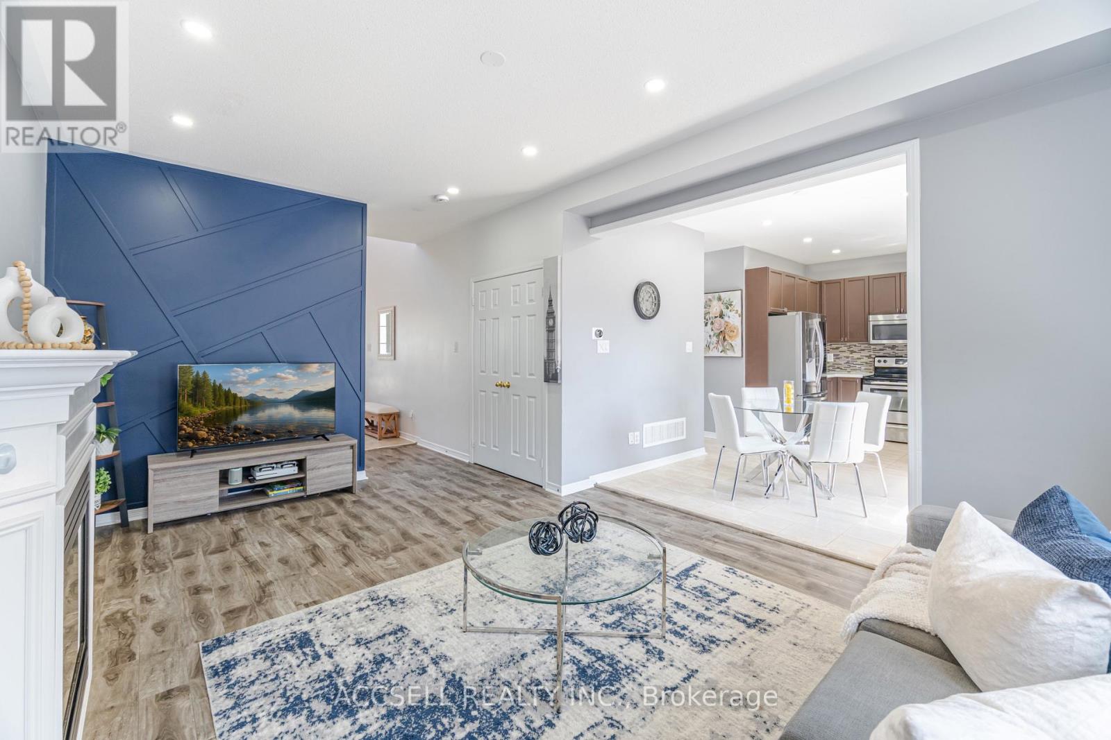 79 Lobb Court, Clarington, Ontario  L1C 0K4 - Photo 8 - E12502288