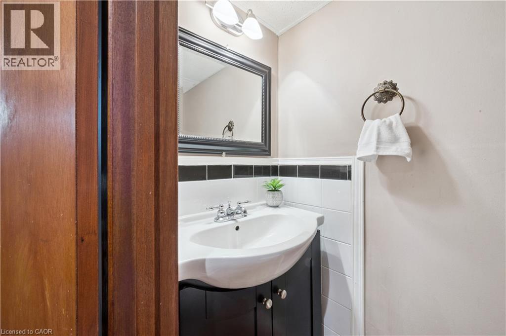 573 Pioneer Drive, Kitchener, Ontario  N2P 1P4 - Photo 28 - 40784582