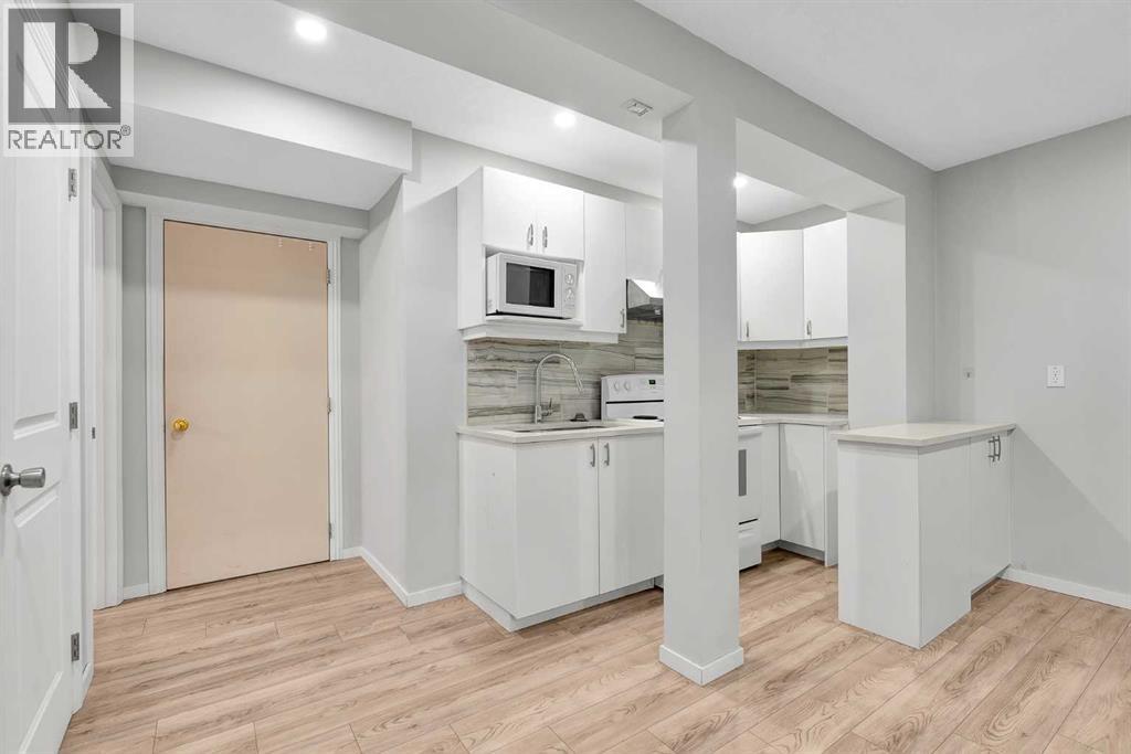 106 Lucas Crescent Nw, Calgary, Alberta  T3P 1M6 - Photo 33 - A2263068