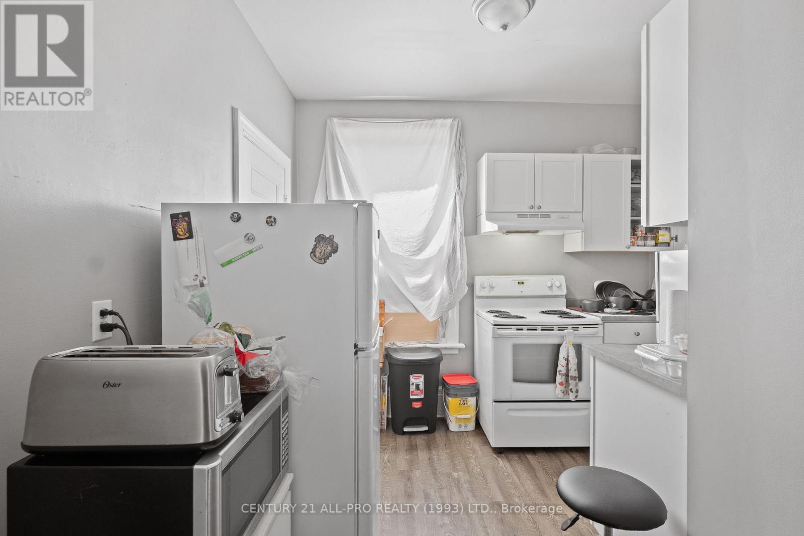 1 James Street W, Cobourg, Ontario  K9A 2J8 - Photo 17 - X12502384