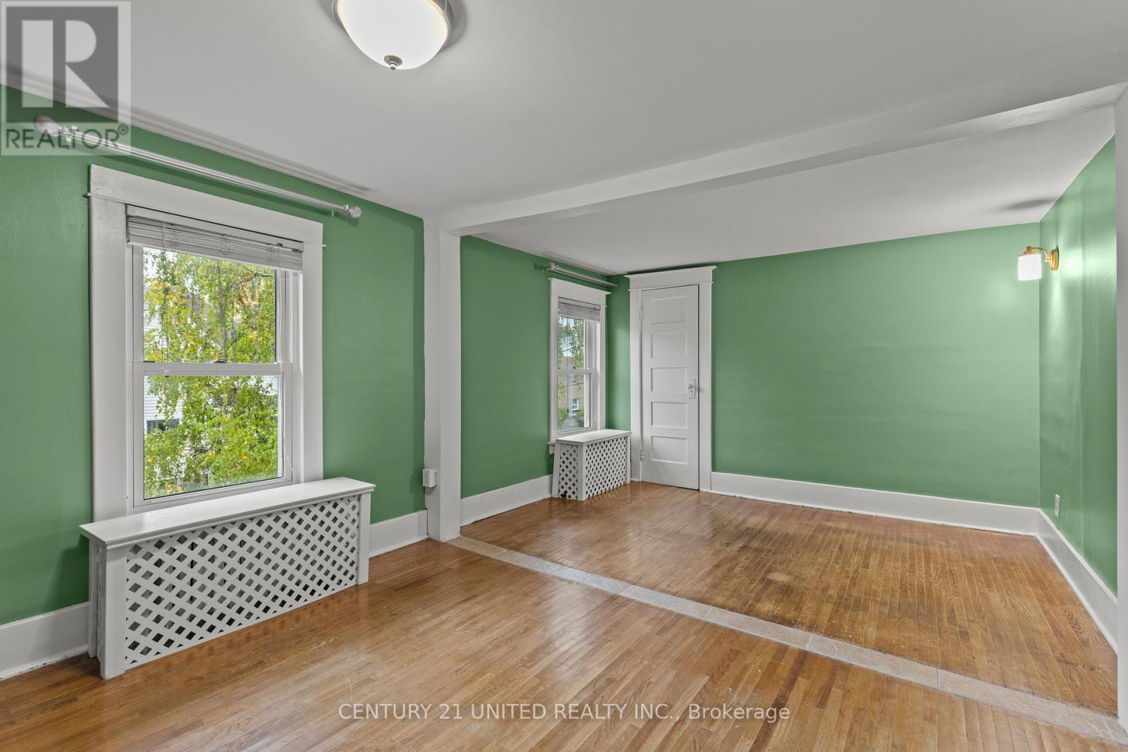 16 Locust Street, Welland, Ontario L3C 4J2 - Photo 28 - X12502470