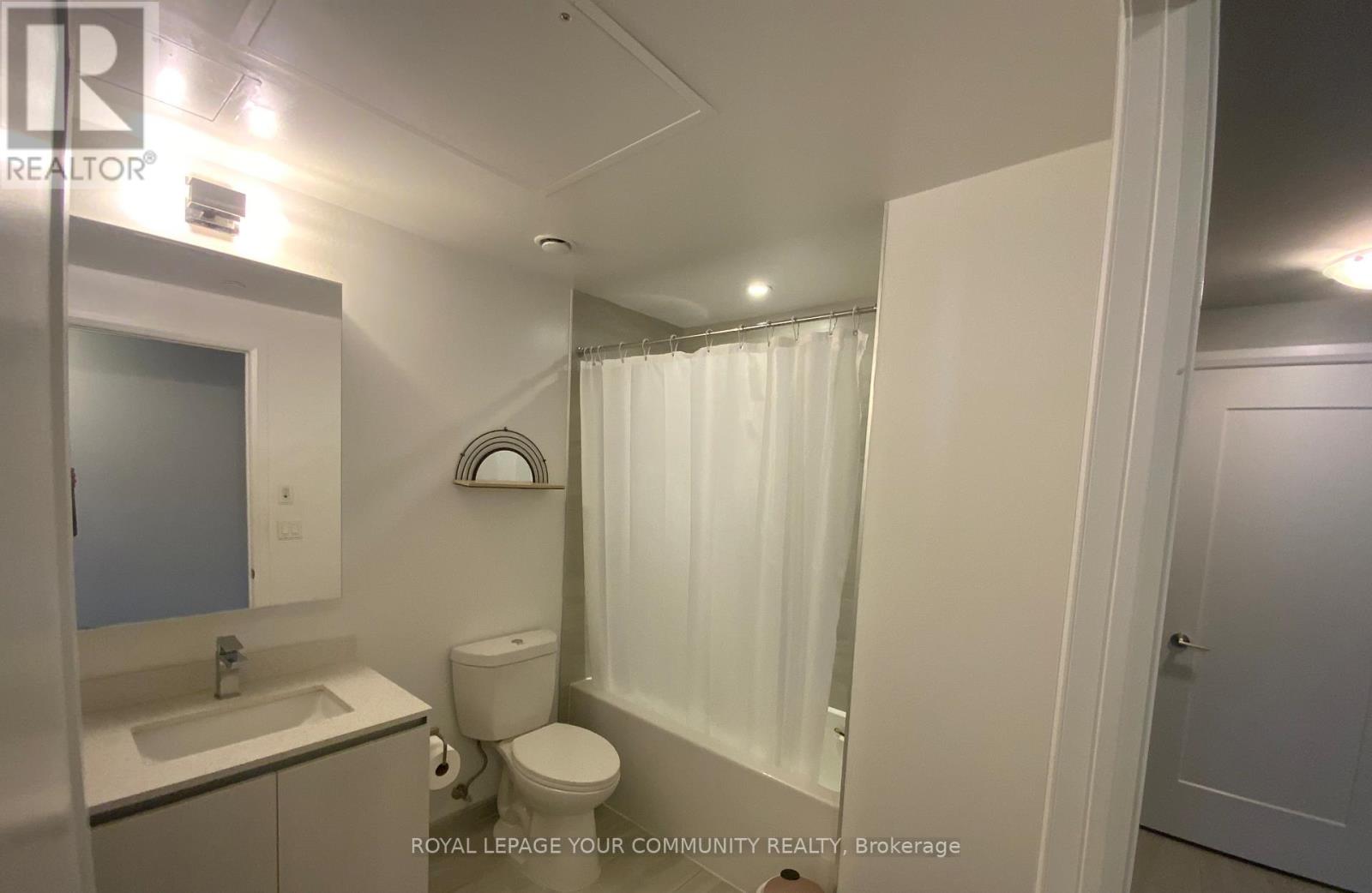 315 - 398 Highway 7 E, Richmond Hill, Ontario  L4B 0G6 - Photo 11 - N12502234