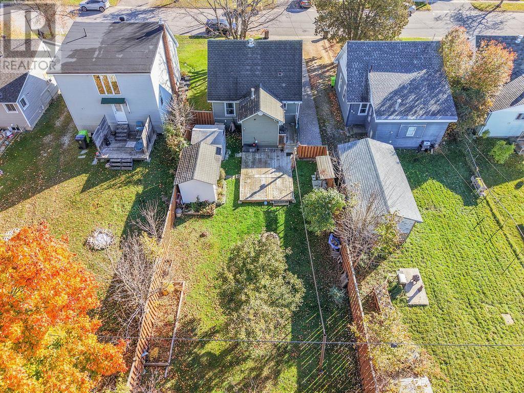 567 Bush St, Sault Ste. Marie, Ontario  P6C 3H9 - Photo 3 - SM253159