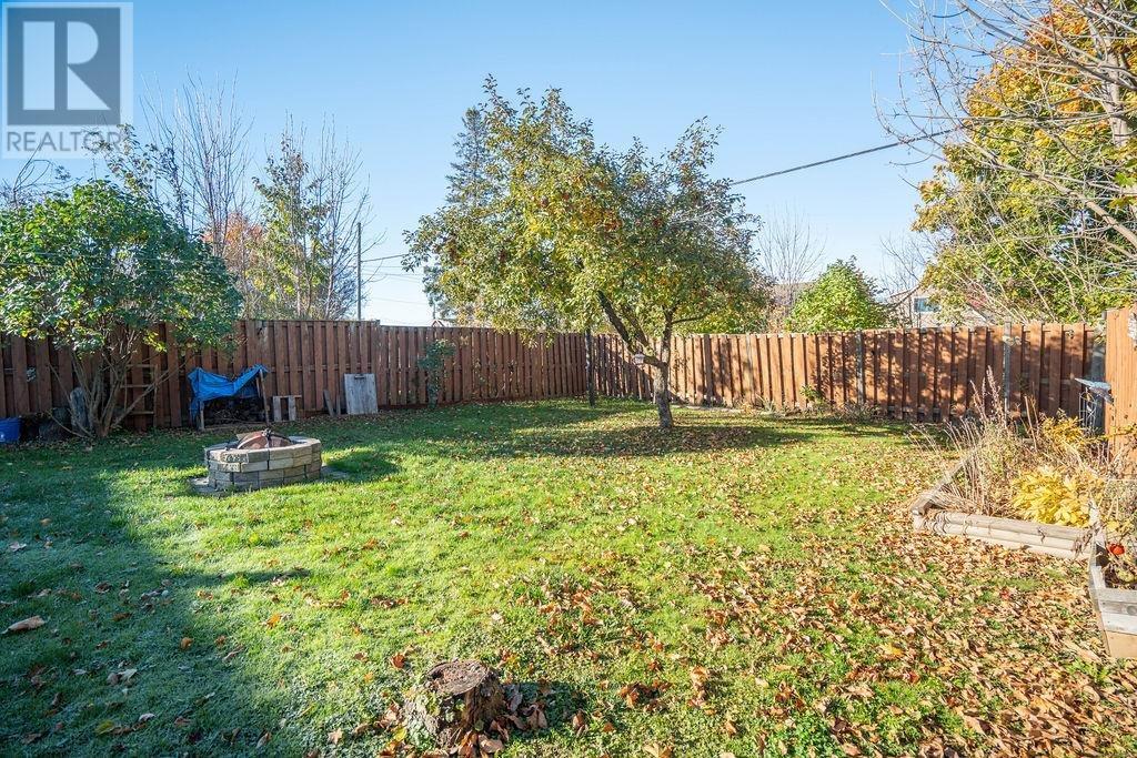 567 Bush St, Sault Ste. Marie, Ontario  P6C 3H9 - Photo 5 - SM253159