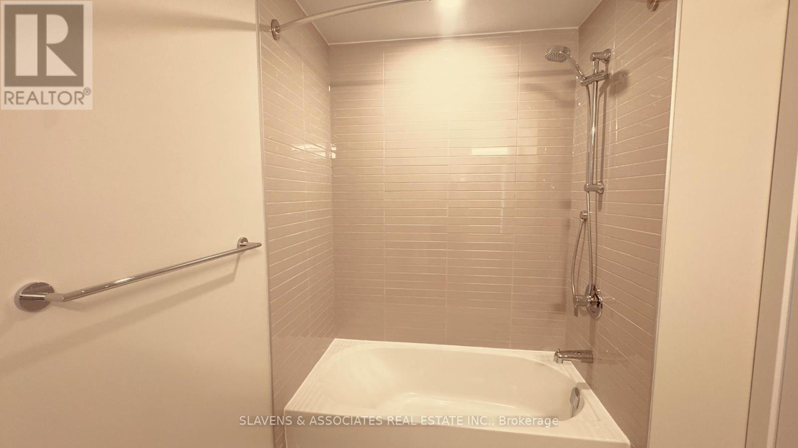 606 - 41 Johnson Street, Barrie (North Shore), Ontario  L4M 0L6 - Photo 15 - S12502246