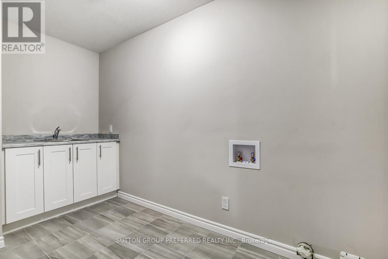 345 Kennington Way, London South, Ontario  N6L 0H4 - Photo 20 - X12271460