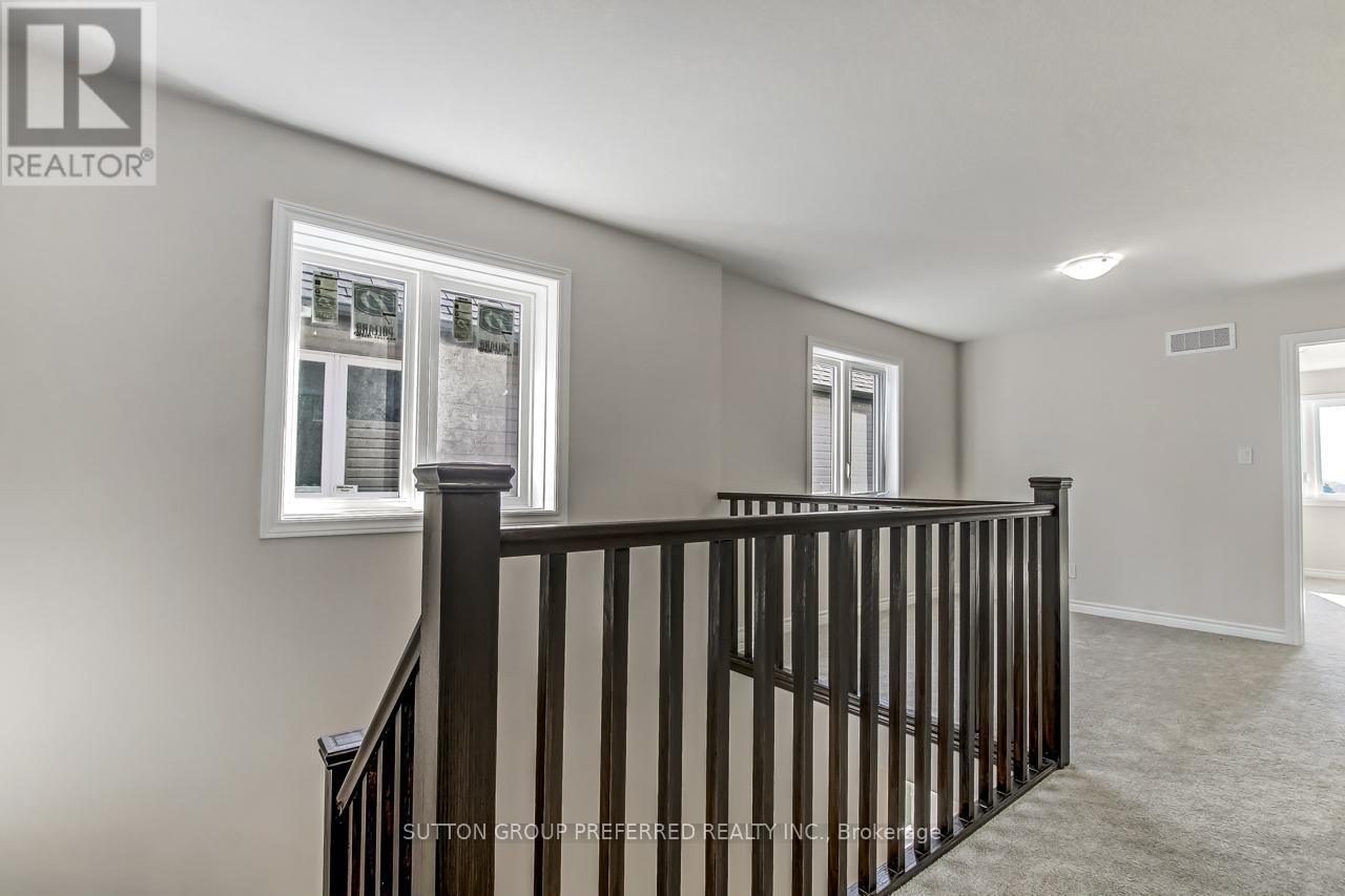 345 Kennington Way, London South, Ontario  N6L 0H4 - Photo 15 - X12271460