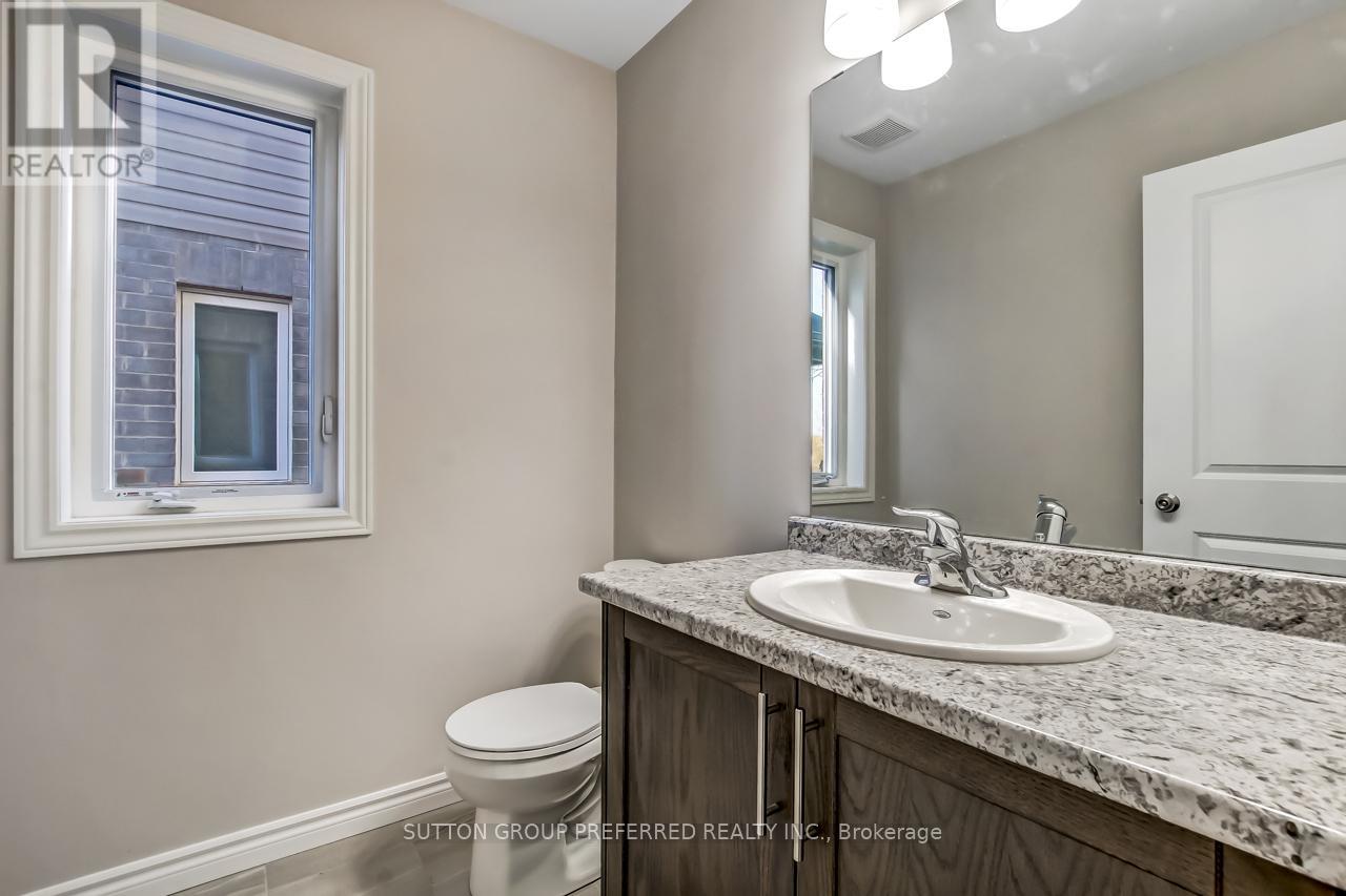 345 Kennington Way, London South, Ontario  N6L 0H4 - Photo 5 - X12271460