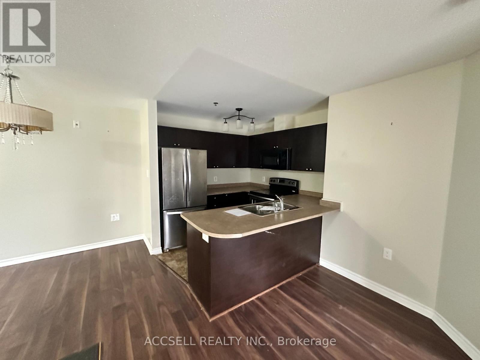 110 - 151 Potts Private, Ottawa, Ontario  K4A 0V7 - Photo 20 - X12342414