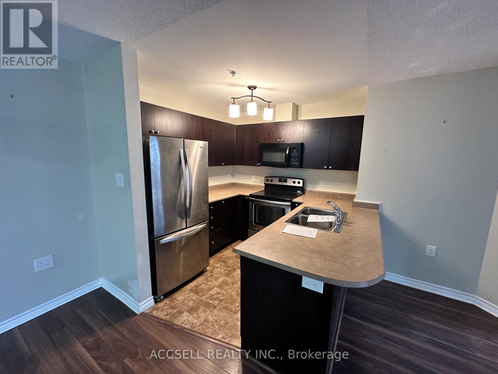 110 - 151 Potts Private, Ottawa, Ontario  K4A 0V7 - Photo 18 - X12342414