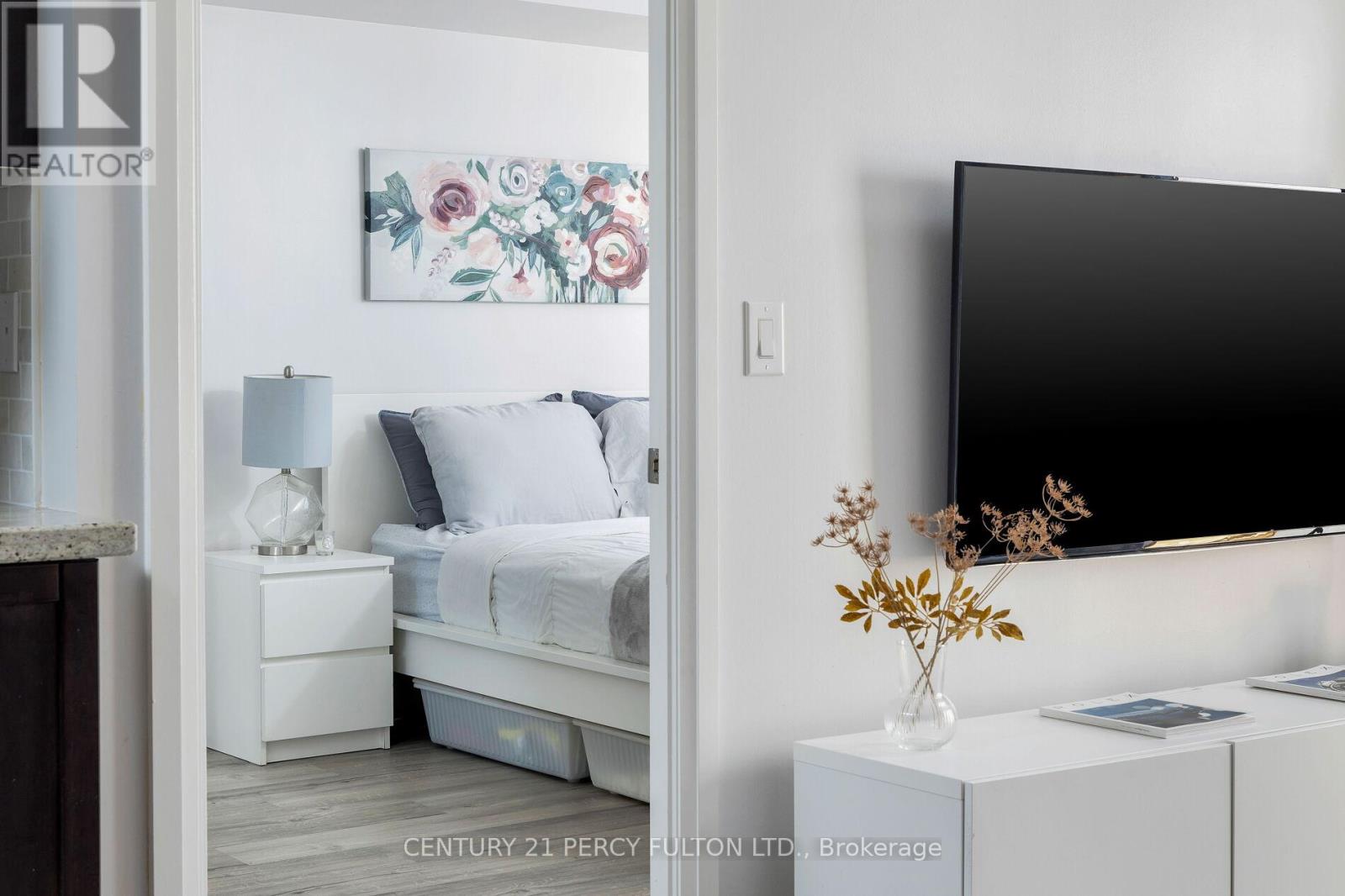 801 - 1 De Boers Drive, Toronto, Ontario  M3J 0G6 - Photo 26 - W12502206