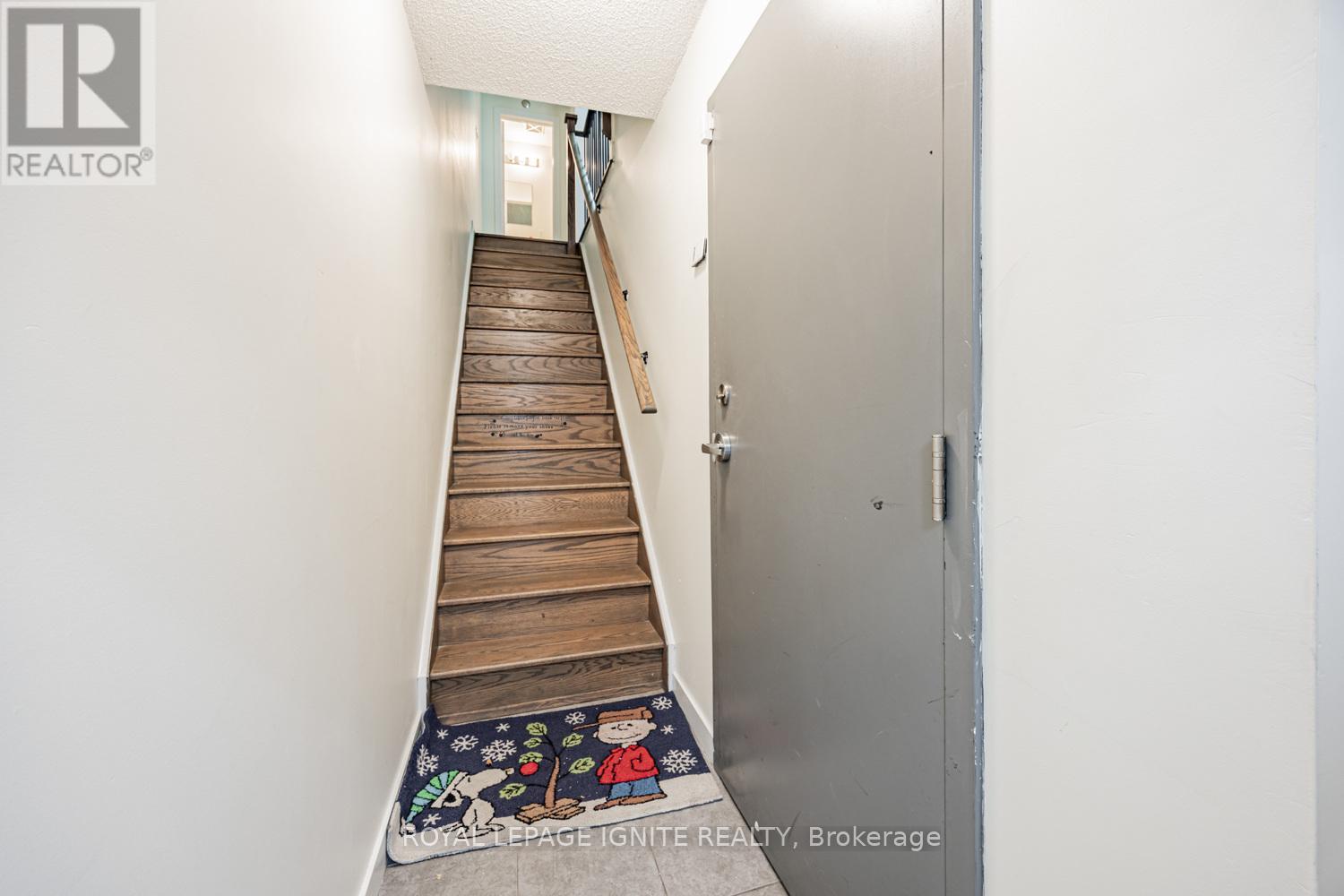 38 - 2059 Weston Road, Toronto, Ontario  M9N 1X7 - Photo 4 - W12502226