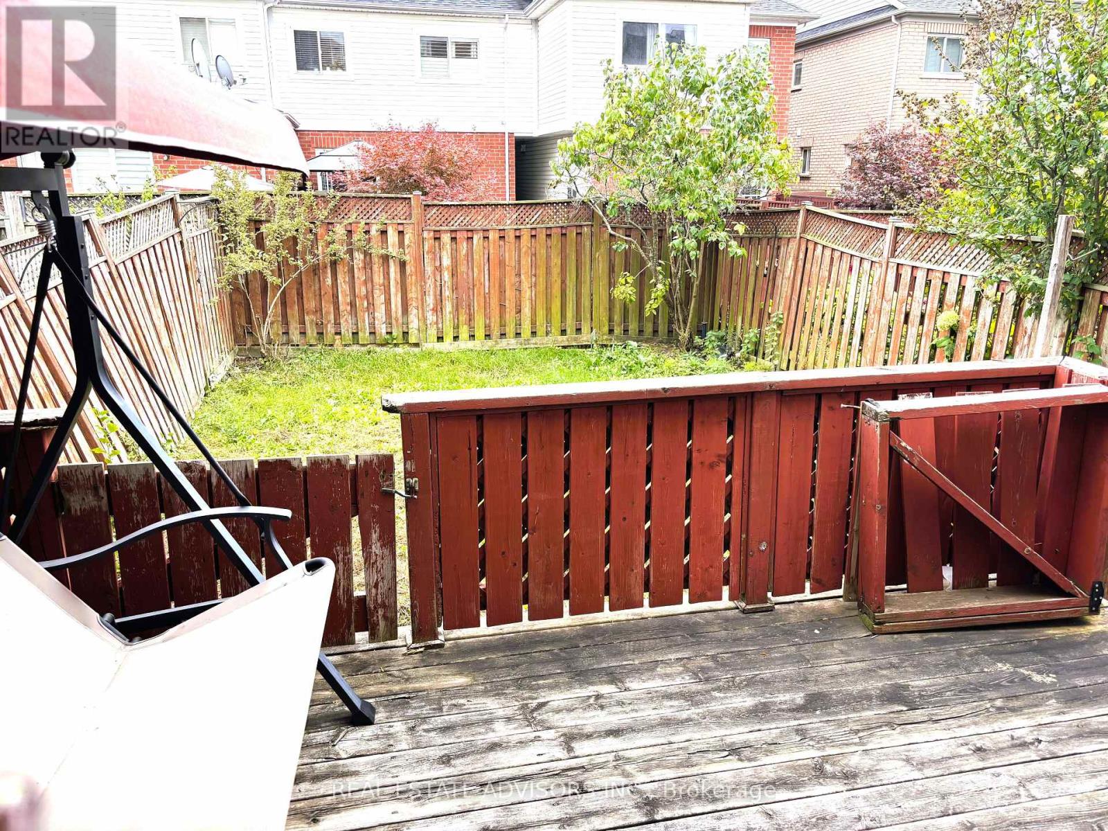 15 Queen Anne Drive, Brampton, Ontario  L7A 1X1 - Photo 14 - W12502258