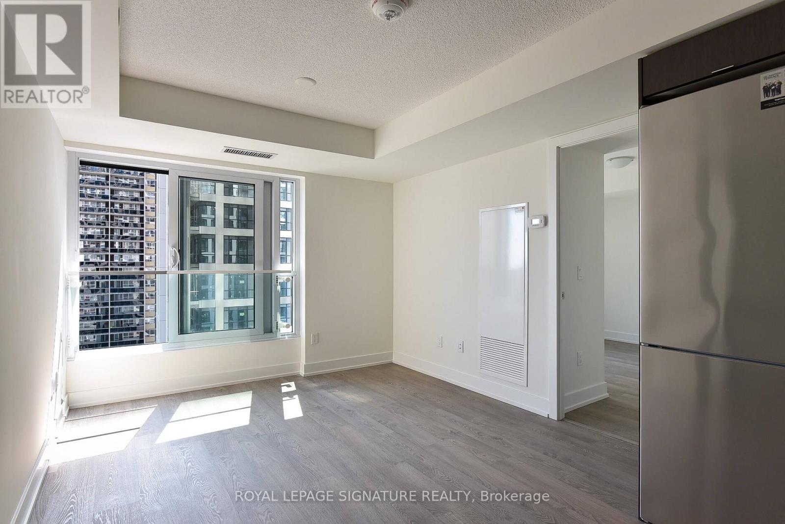 3010 - 7 Mabelle Avenue, Toronto, Ontario  M9A 0C9 - Photo 12 - W12502272