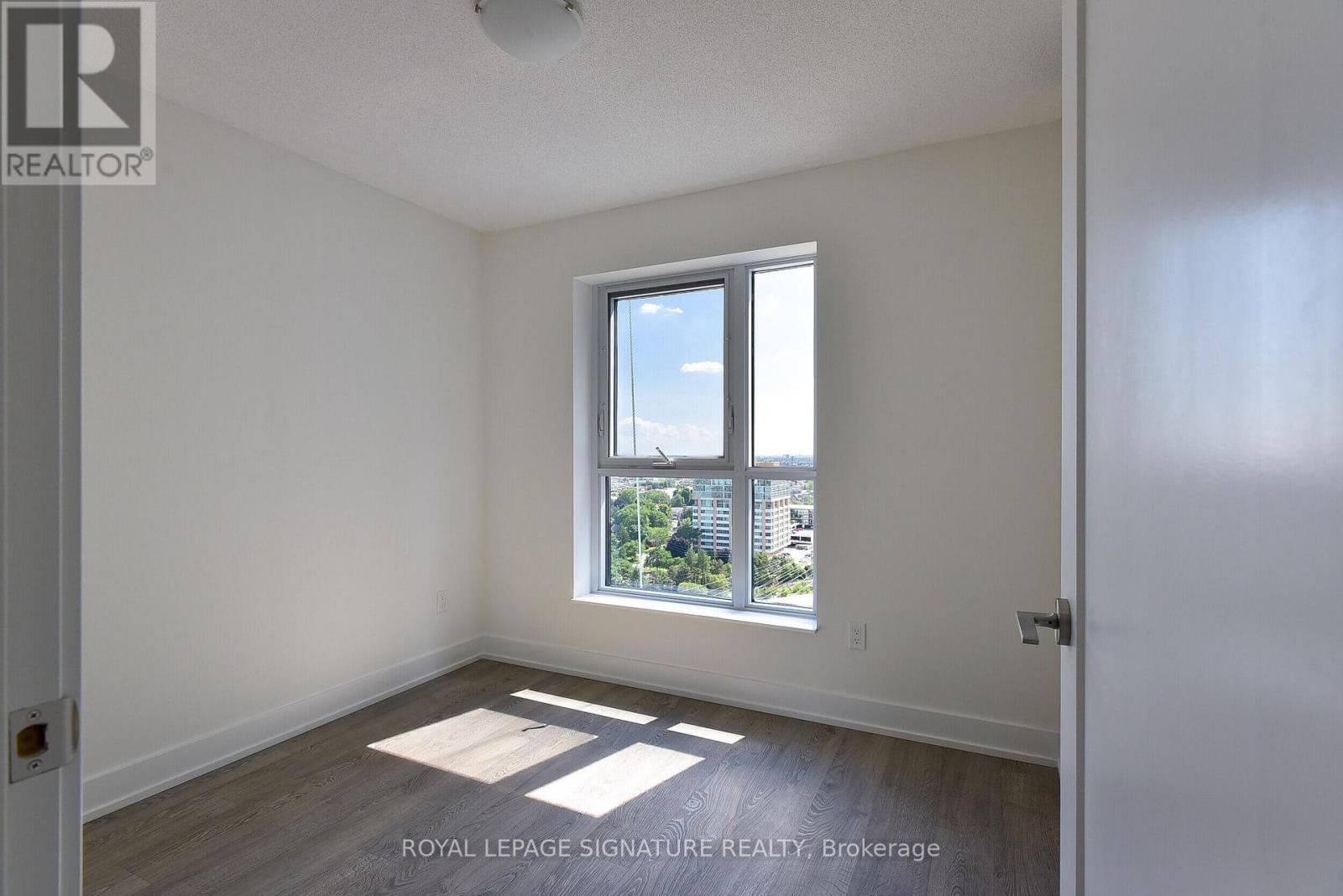 3010 - 7 Mabelle Avenue, Toronto, Ontario  M9A 0C9 - Photo 13 - W12502272