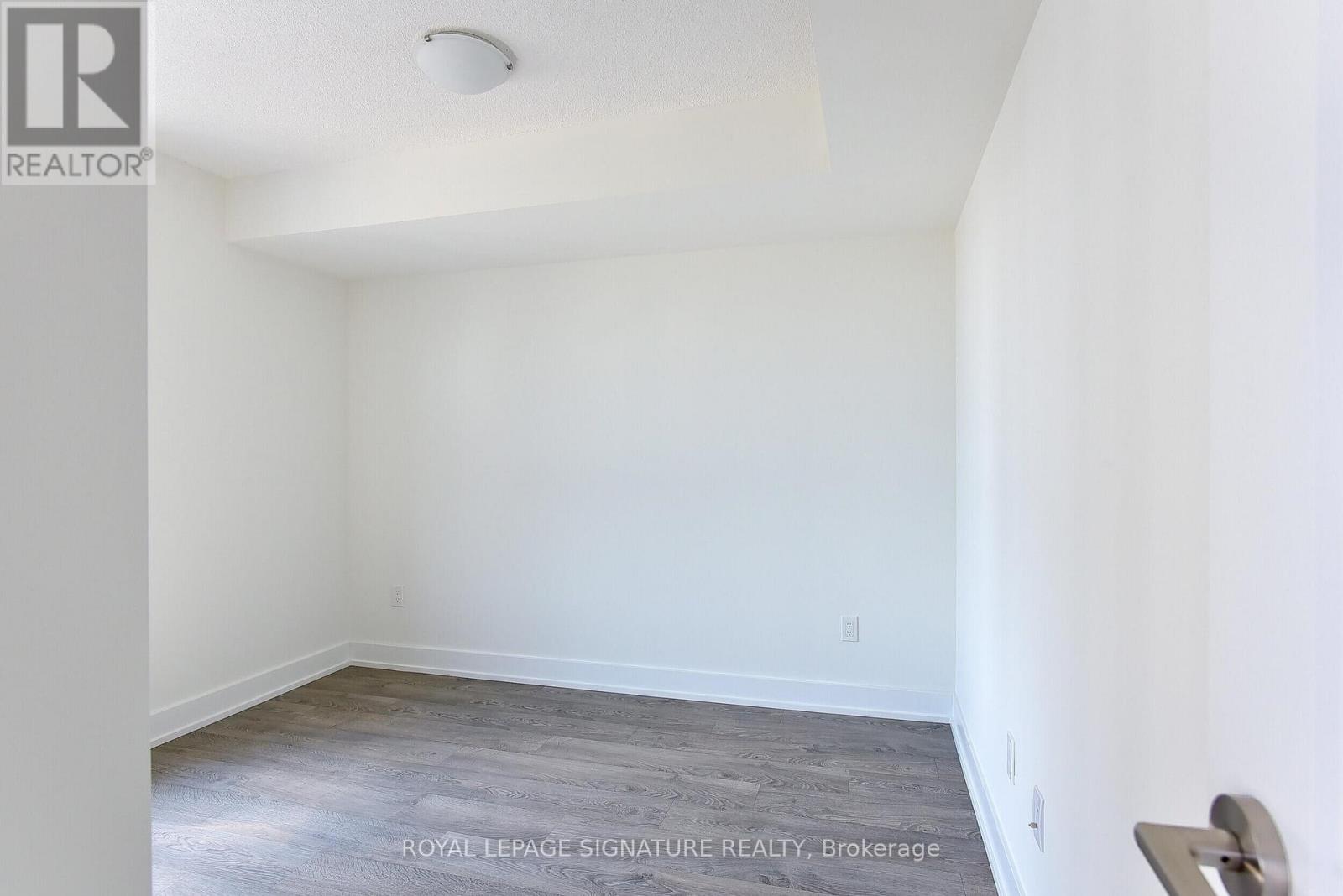 3010 - 7 Mabelle Avenue, Toronto, Ontario  M9A 0C9 - Photo 15 - W12502272