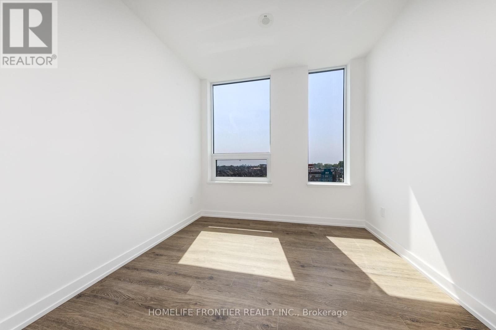 611 - 2501 Saw Whet Boulevard, Oakville, Ontario  L6M 5N2 - Photo 15 - W12502286