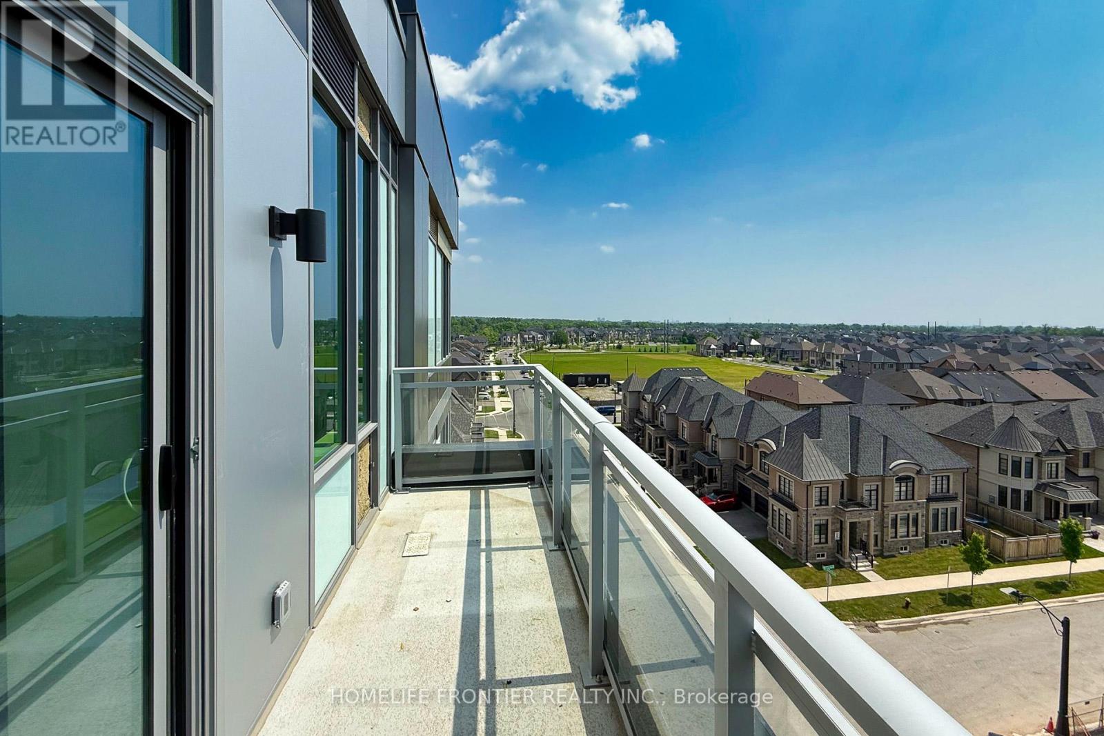 611 - 2501 Saw Whet Boulevard, Oakville, Ontario  L6M 5N2 - Photo 27 - W12502286