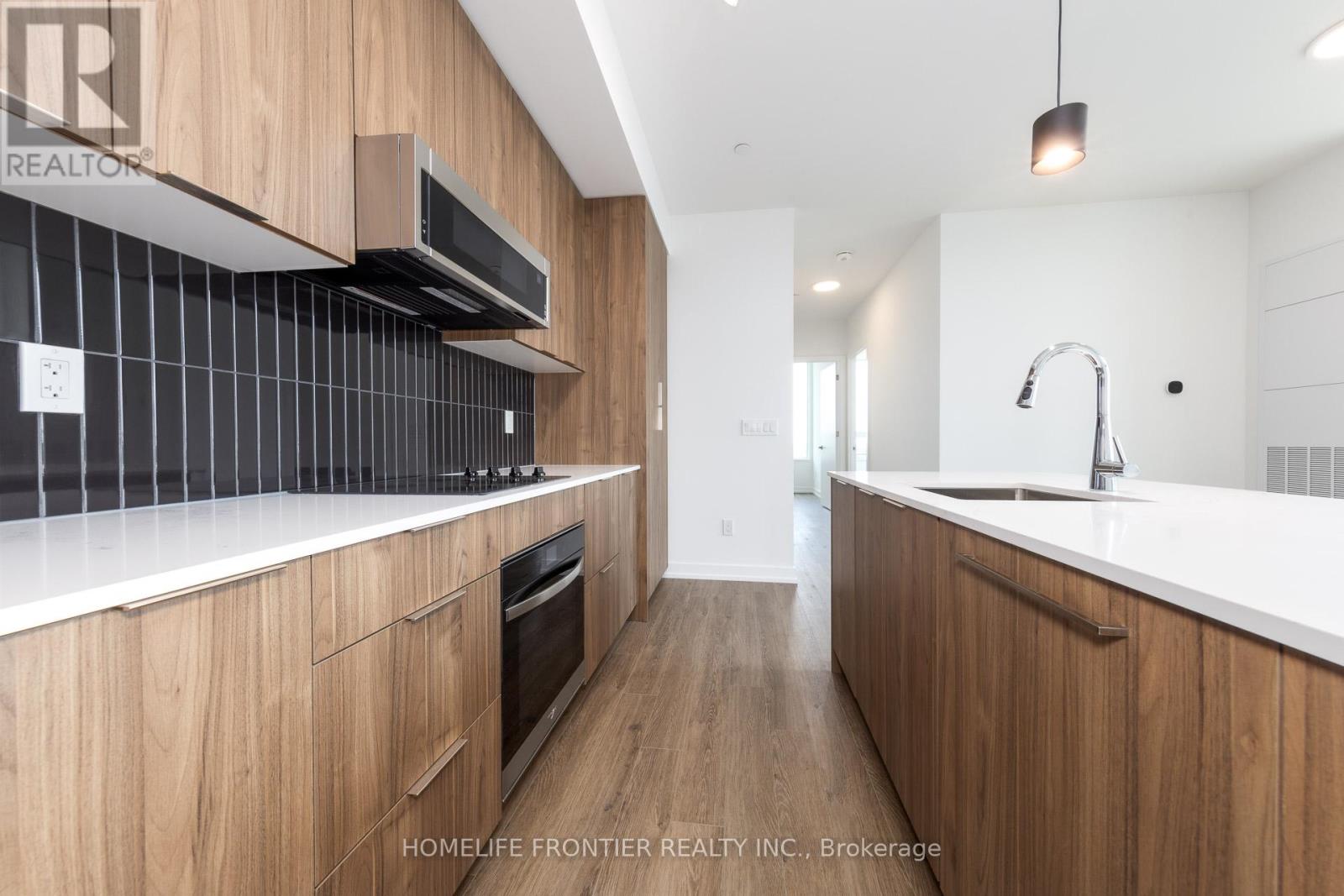 611 - 2501 Saw Whet Boulevard, Oakville, Ontario  L6M 5N2 - Photo 5 - W12502286