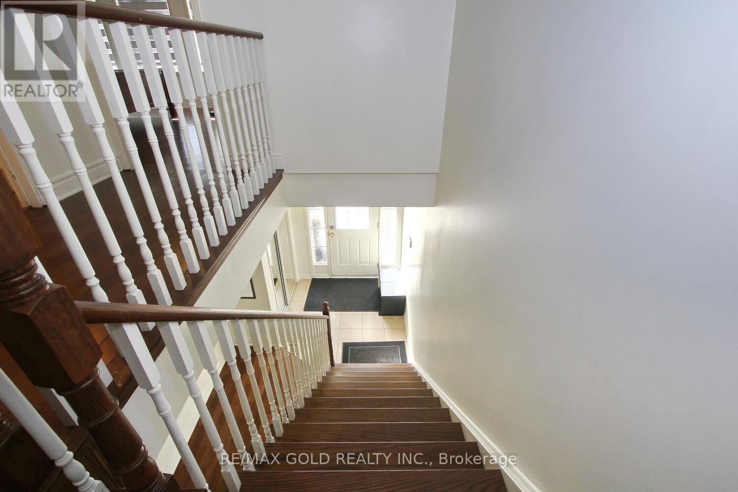 25 Wicklow Road E, Brampton, Ontario  L6X 0J6 - Photo 30 - W12502294