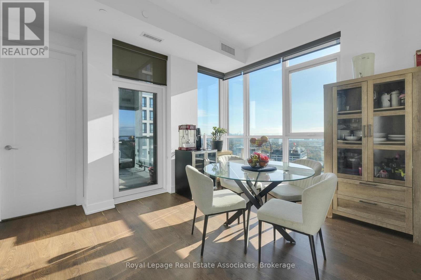 Ph22 - 9 Mabelle Avenue, Toronto, Ontario  M9A 0E1 - Photo 7 - W12502306