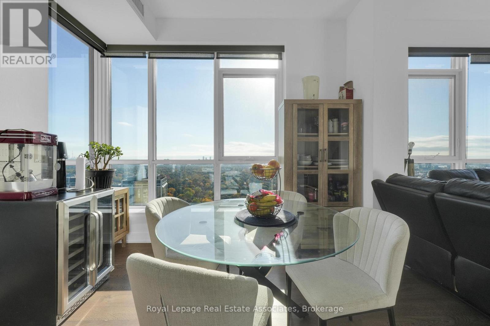 Ph22 - 9 Mabelle Avenue, Toronto, Ontario  M9A 0E1 - Photo 8 - W12502306