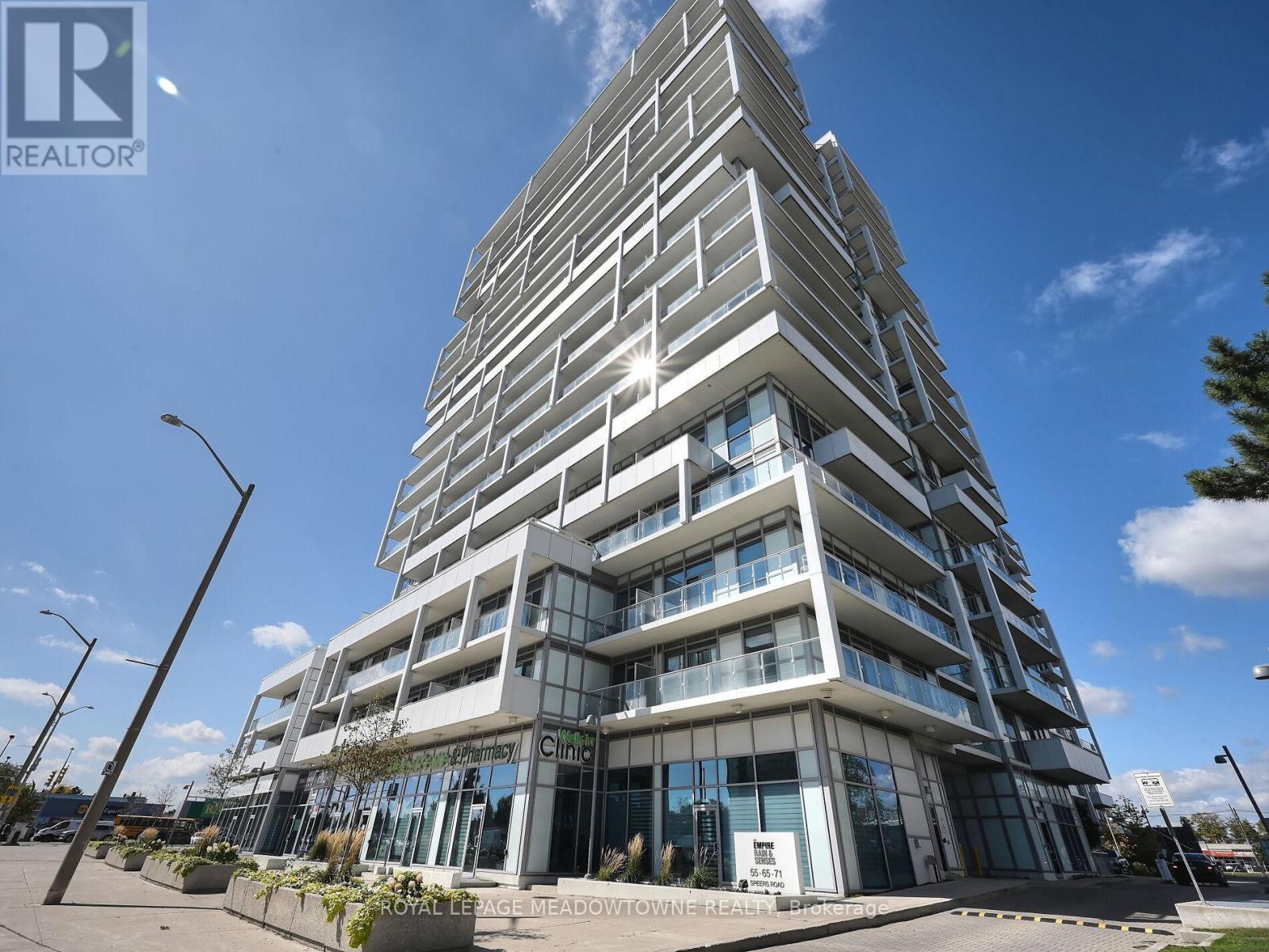 1210 - 55 Speers Road, Oakville, Ontario  L6K 0H9 - Photo 2 - W12502308